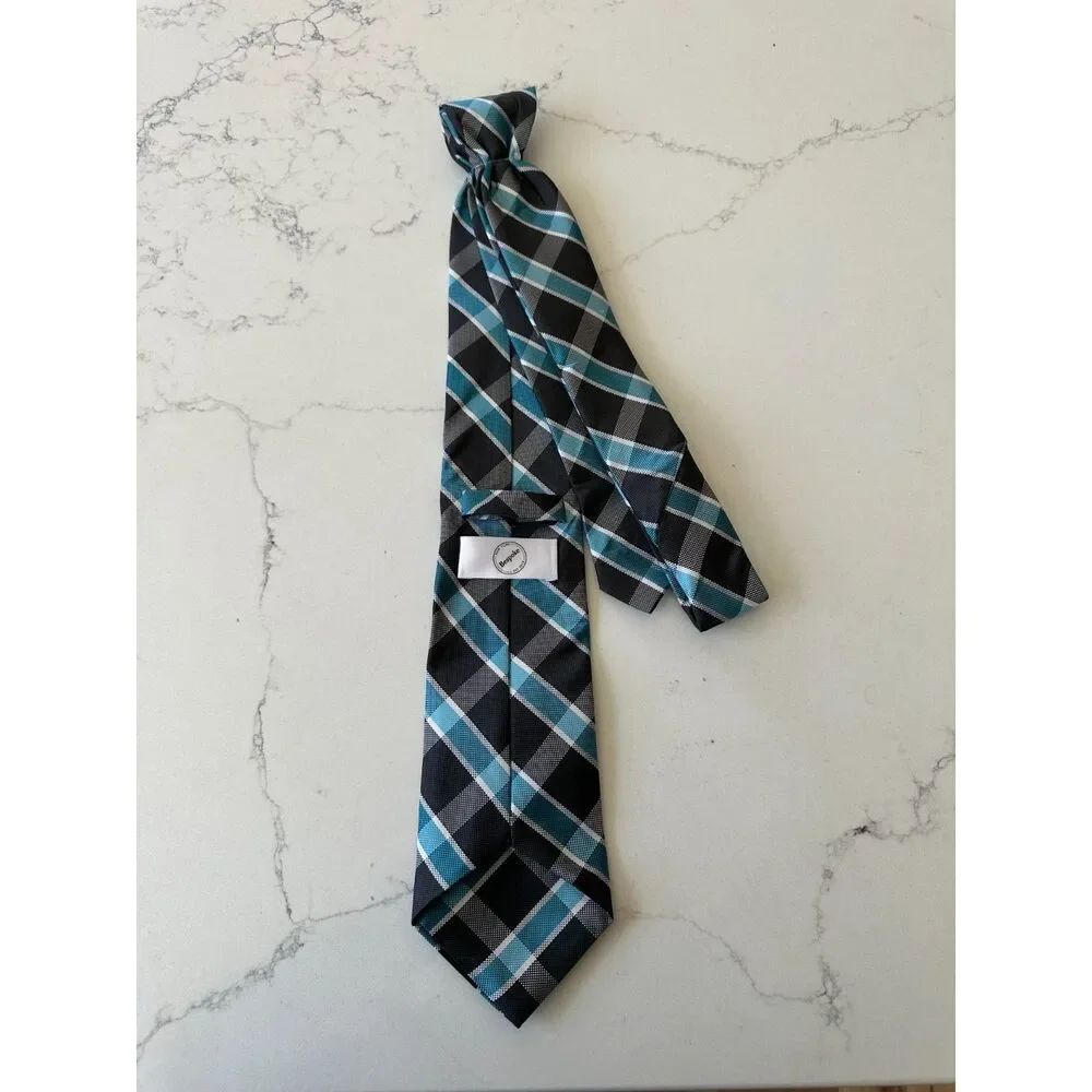 NWOT New York Bespoke Blue and Gray Plaid Tie